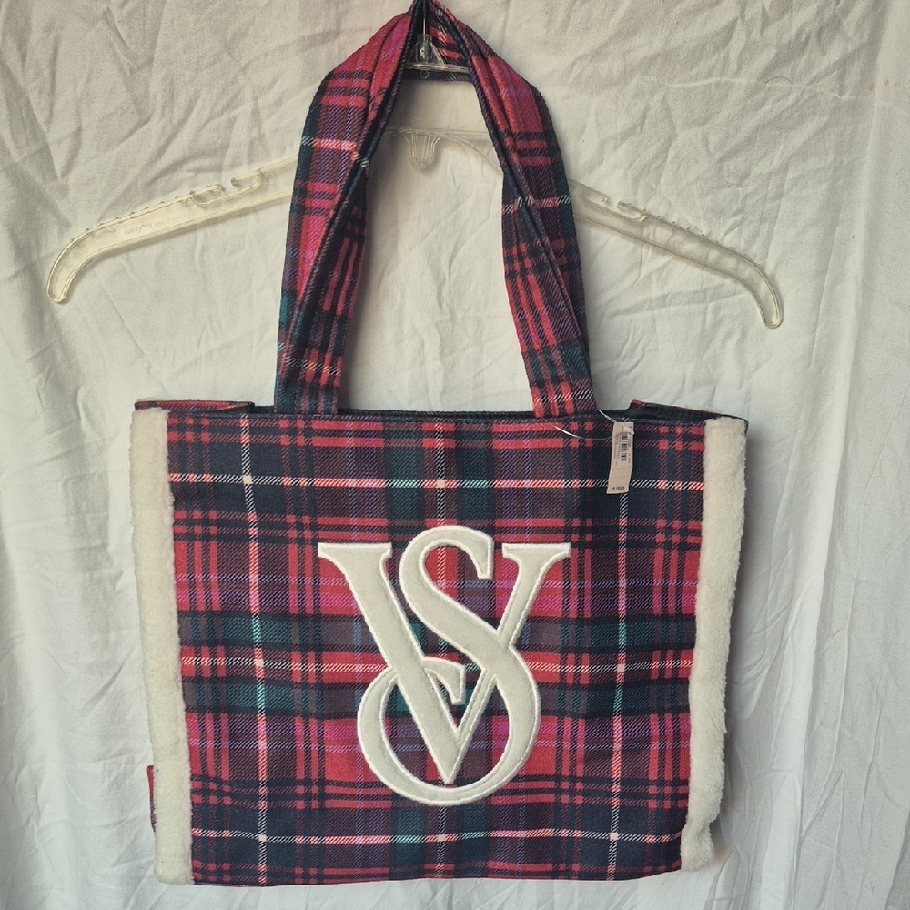 NWT-Victoria's Secret Checkered Tote - Red, Black, and White